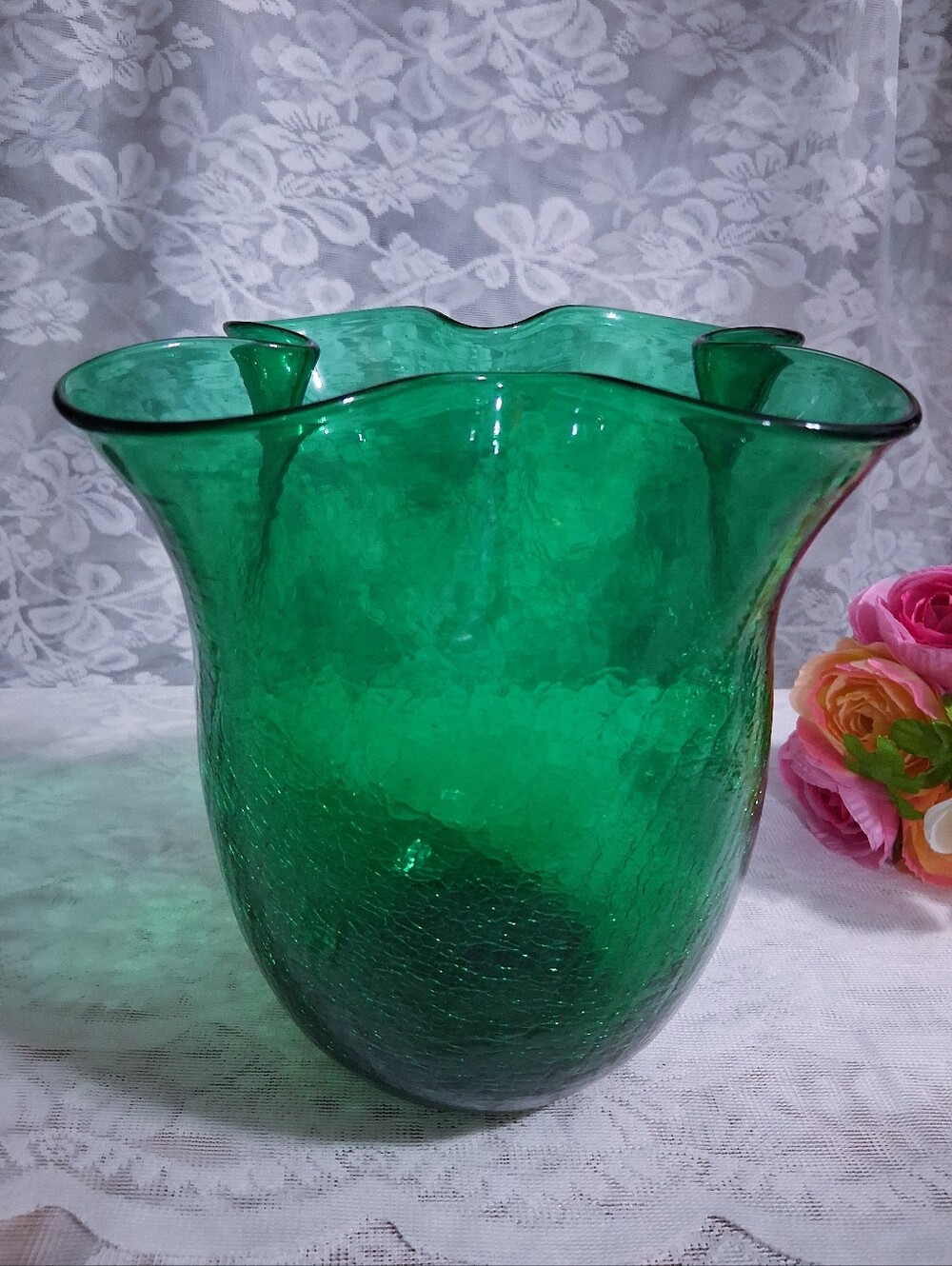 Vintage Blenko Mid-century Emerald Crackle Glass Vase 4-Leaf Clover Top Ruffle